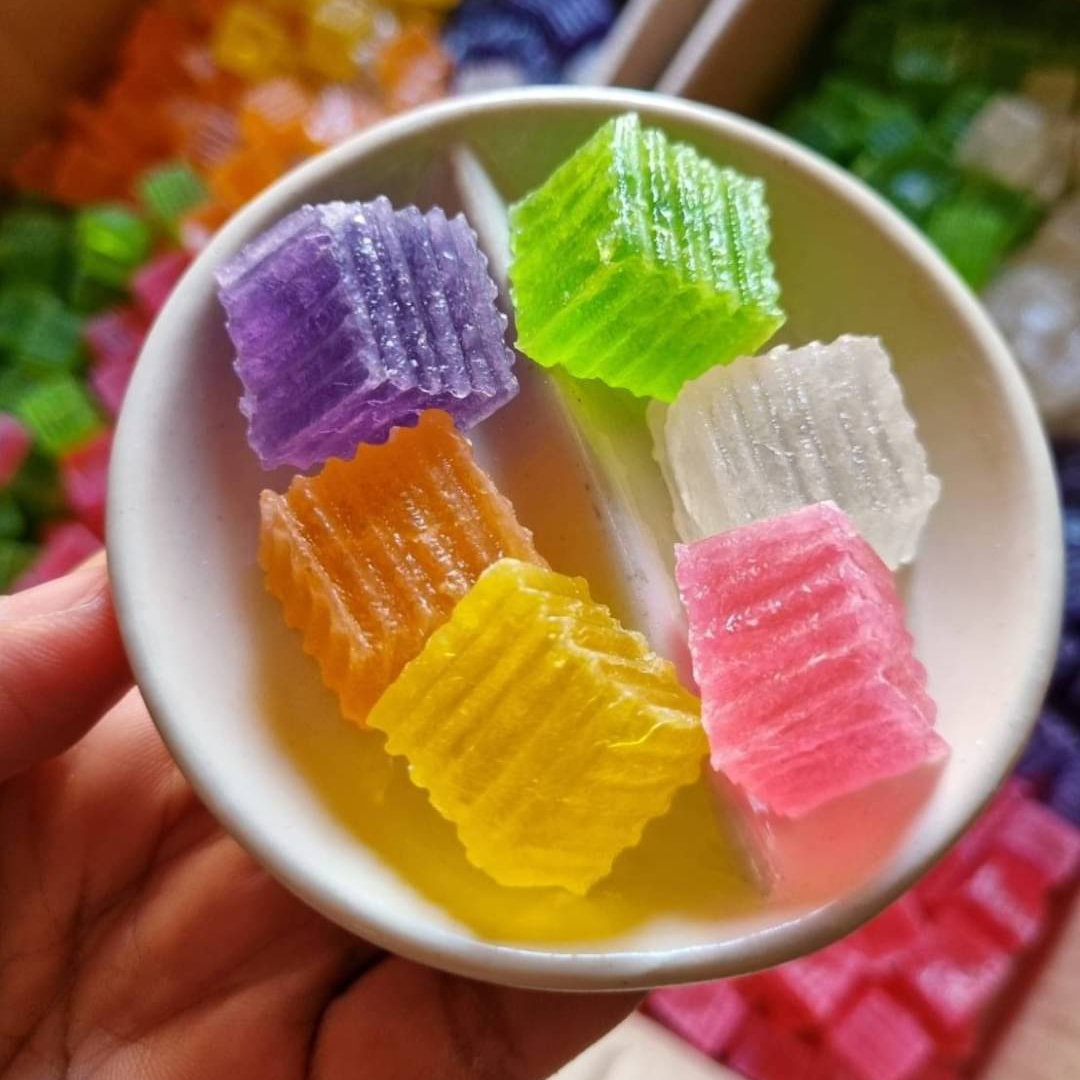 วุ้นกรอบเพชรบุรี - ขนมไทยแท้สูตรดั้งเดิมจากเพชรบุรี ราคา ฿200